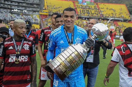 Dois paraibanos já venceram a Libertadores pelo Flamengo; relembre