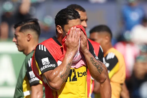 Hulk perde pênalti, Atlético-MG cai para o Lanús e é vice da Conmebol Sul-Americana 2025