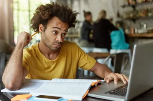 Enem 2026: há dois meses do exame, ainda dá tempo estudar?