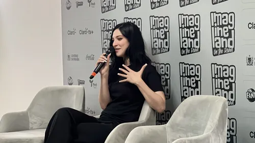 Atriz de ‘One Piece’, Lera Abova agradece fãs durante Imagineland 2026 ‘Muito feliz’