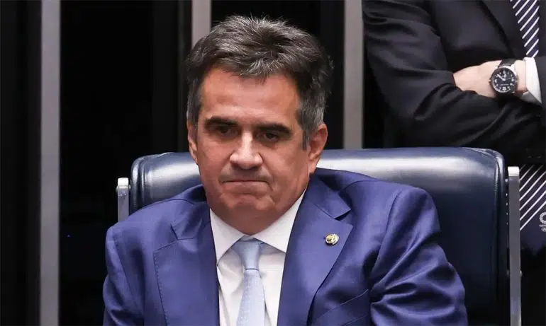 PF acha na casa de Ciro Nogueira anotações com nomes de deputados ciro nogueira