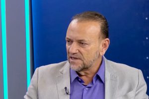 Presidente do PT é contra a ida de Lula ao debate da TV Globo Presidente do PT é contra a ida de Lula ao debate da TV Globo