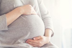 Resistência às vacinas contra gripe e covid coloca gestantes em risco Resistência às vacinas contra gripe e covid coloca gestantes em risco
