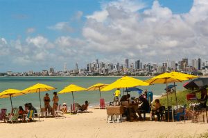 Três trechos de praia em João Pessoa estão vetados para o banho Três trechos de praia em João Pessoa estão vetados para o banho