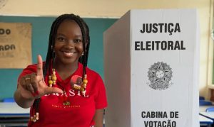 Deputada federal mais jovem eleita é de Minas Gerais Deputada federal mais jovem eleita é de Minas Gerais