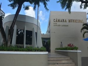 Vereadores de João Pessoa divergem sobre decisão de Moraes contra Flávio Bolsonaro Vereadores de João Pessoa divergem sobre decisão de Moraes contra Flávio Bolsonaro