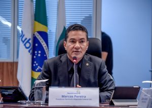 Presidente do Republicanos faz suspense sobre o 2º turno Presidente do Republicanos faz suspense sobre o 2º turno