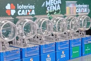 Mega-Sena acumula novamente e prêmio chega a R$ 150 milhões Mega-Sena acumula novamente e prêmio chega a R$ 150 milhões