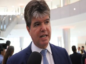 Ruy Carneiro revela surpresa com ação do MPE contra a sua campanha Ruy Carneiro revela surpresa com ação do MPE contra a sua campanha