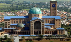 Santuário de Aparecida terá missas, consagração e procissão Santuário de Aparecida terá missas, consagração e procissão