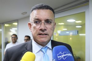Sargento Neto coloca nome à disposição da bancada de oposição para disputar presidência da ALPB Sargento Neto coloca nome à disposição da bancada de oposição para disputar presidência da ALPB