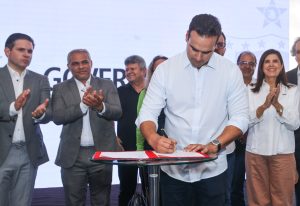 Lucas Ribeiro anuncia investimento para ampliar operações do Porto de Cabedelo Lucas Ribeiro anuncia investimento para ampliar operações do Porto de Cabedelo