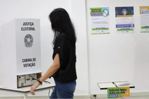 Paraíba registra mais de 400 votos após as 17h no segundo turno das eleições Paraíba registra mais de 400 votos após as 17h no segundo turno das eleições